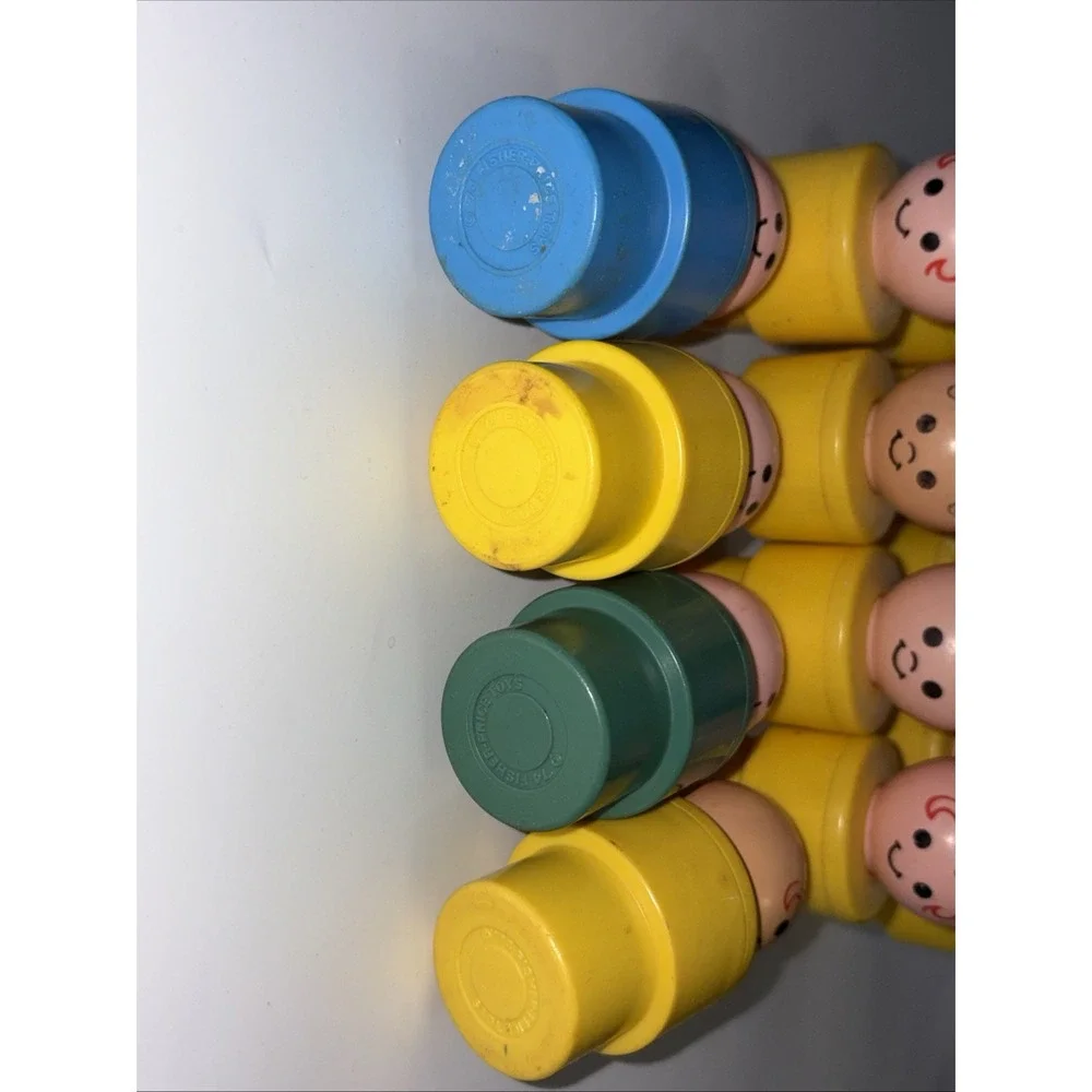 Vintage 1974 Fisher Price Little People Yellow Big Chunky Jumbo Figure Lot of 17